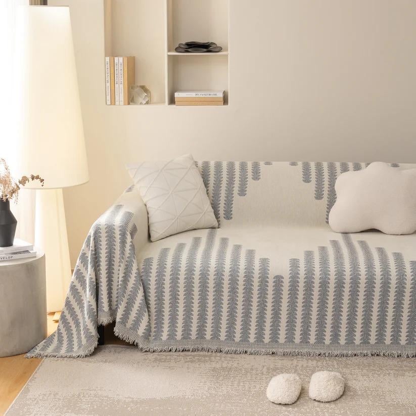 Плед покрывало на диван и кровать для мягкой мебели с узором 180х230 см Бело-серый - фото 3 Плед покрывало на диван и кровать для мягкой мебели с узором 180х230 см Бело-серый - фото 3