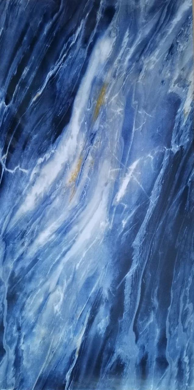 Панель самоклеюча глянцева РЕТ під колір структури 600х300х2,5 мм Глибокий лазурний (VN3-128) - фото 2 Панель самоклеюча глянцева РЕТ під колір структури 600х300х2,5 мм Глибокий лазурний (VN3-128) - фото 2