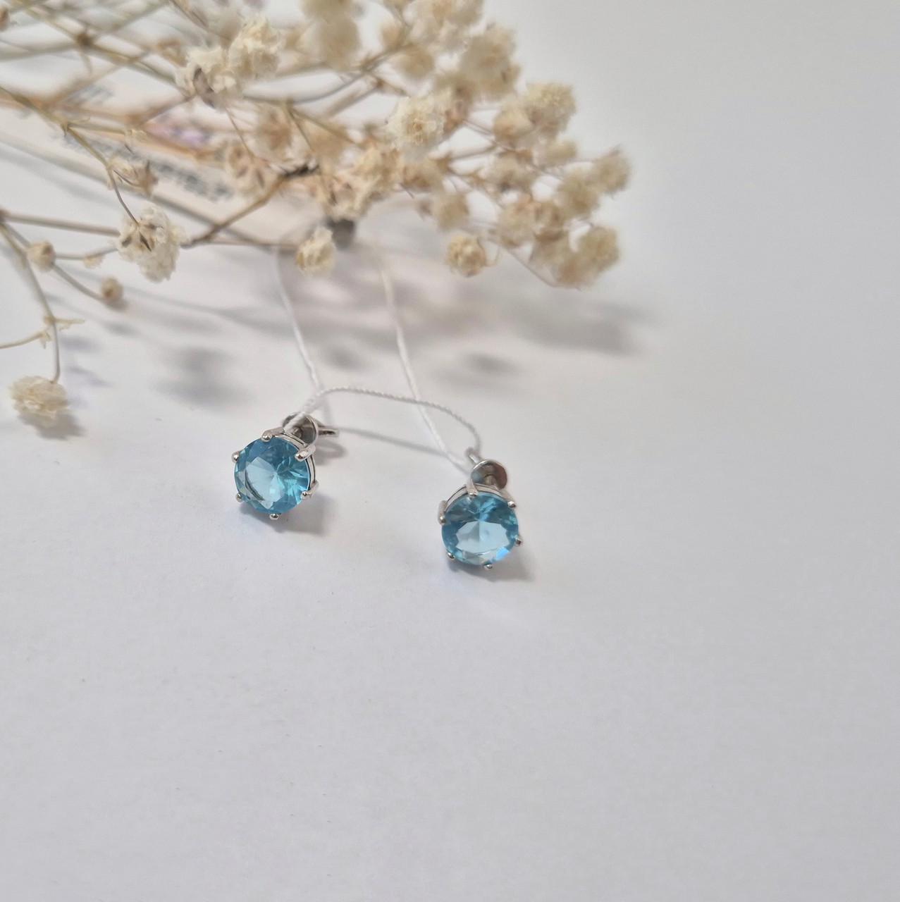 Серьги серебряные гвоздики на закрутках с голубым камнем 7 мм серебро 925 пробы 1,86 г (72300г)