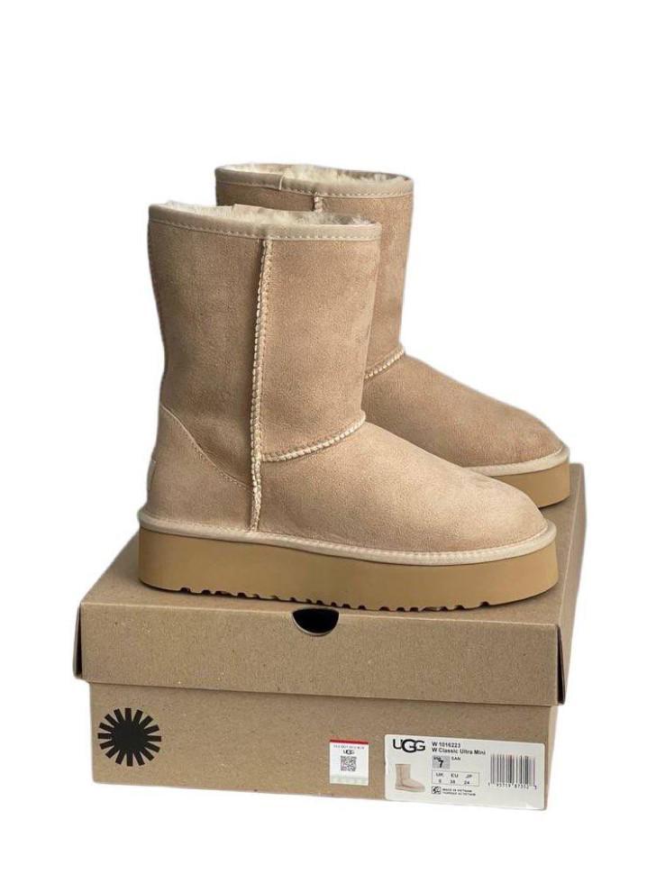 Уги жіночі UGG Short Platform р. 41 Бежевий (20383)