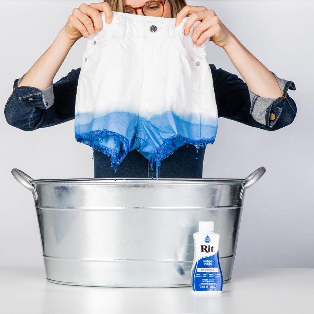 Барвник для одягу Rit Dye Indigo (88679) - фото 3 Барвник для одягу Rit Dye Indigo (88679) - фото 3