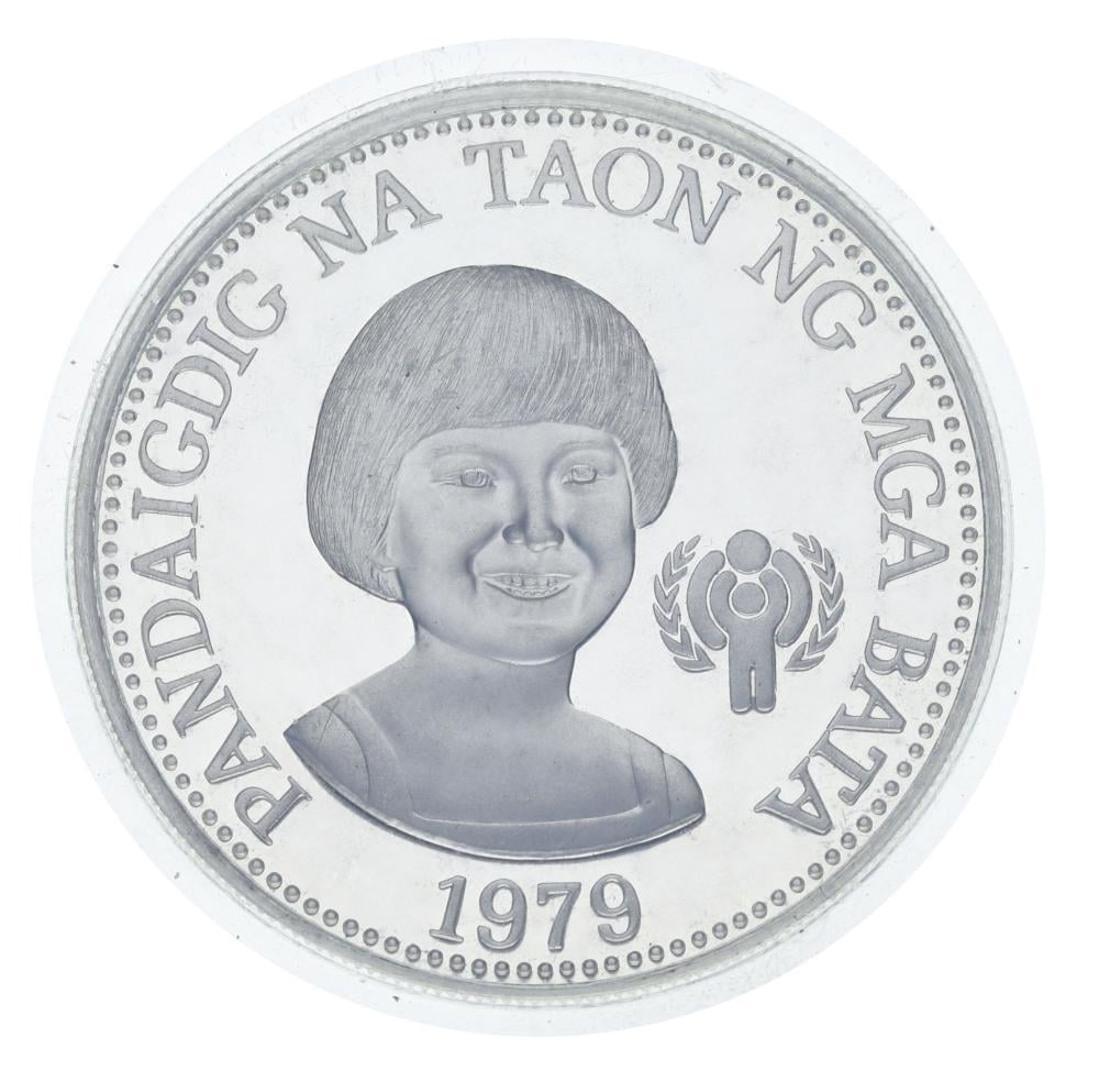 Колекційна монета Філіппіни 50 песо 1979 срібло UNC Рік Дитини (М21473)
