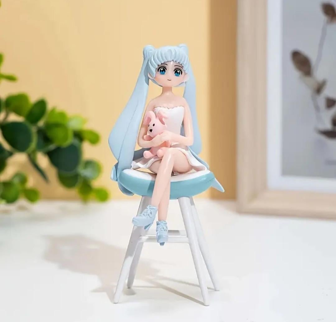 Детская игровая фигурка Аниме-девочка с плюшевым мишкой 11 см (27829606)