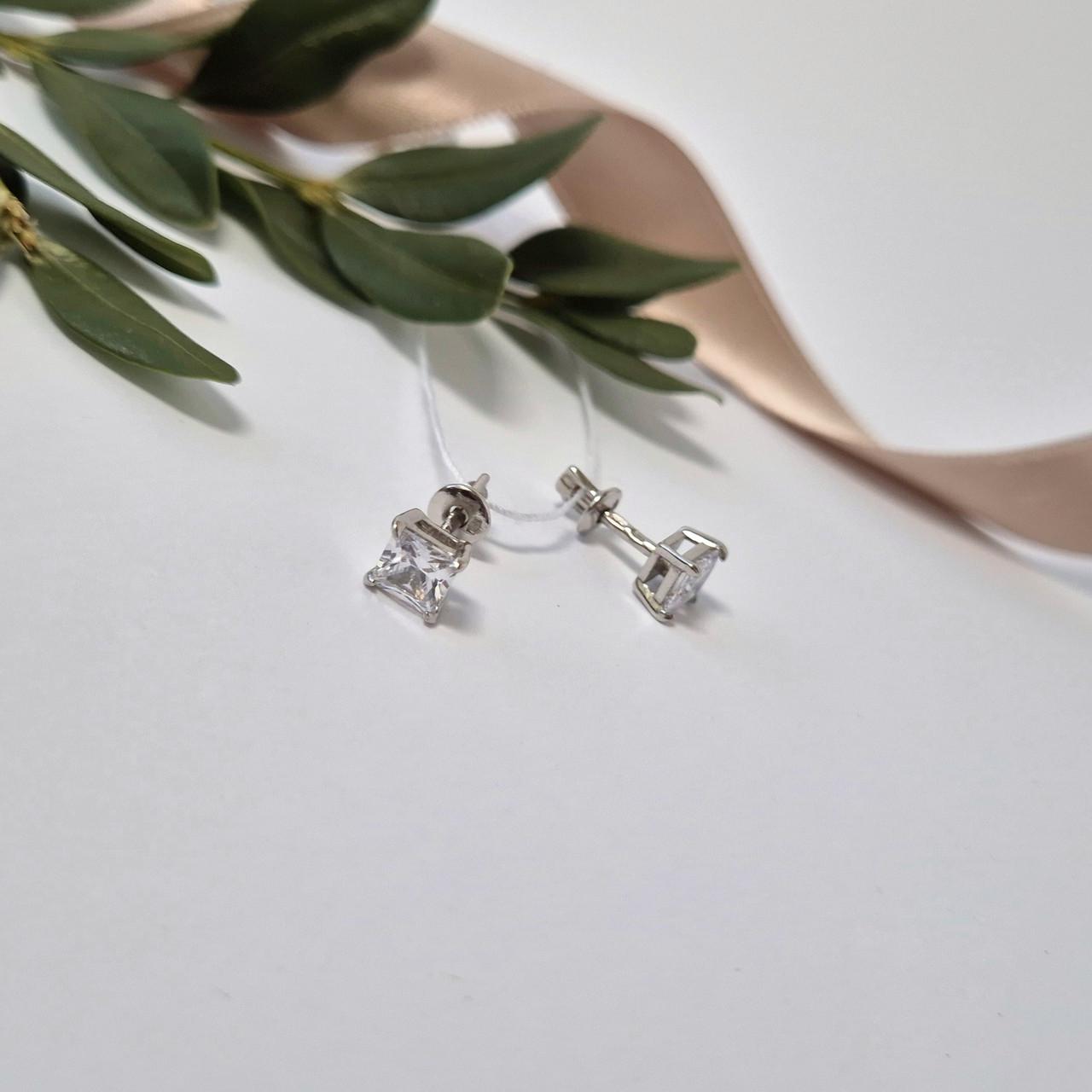 Срібні сережки гвоздики на закрутках квадратний камінь 5 мм 1,61 г (82911б) - фото 6