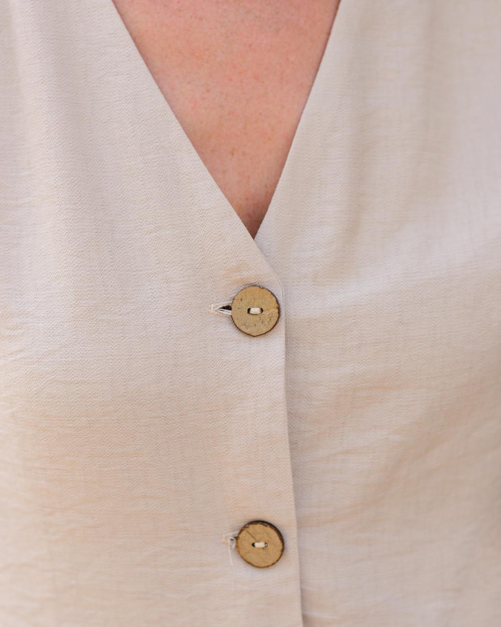 Костюм женский жилет и шорты из жатого льна Капучино - фото 10