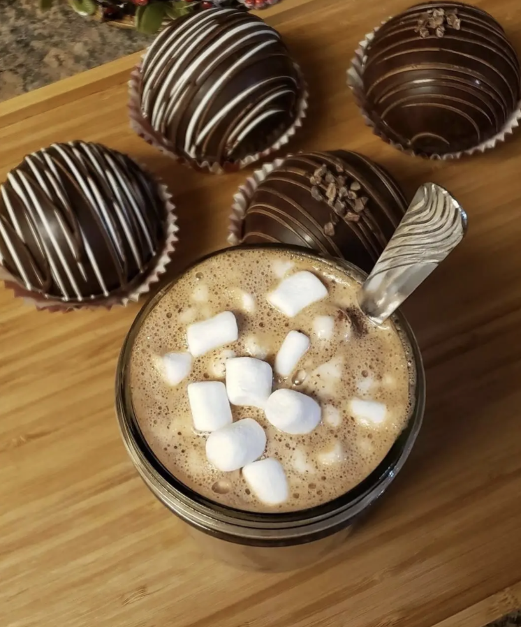 Подарочный набор 7 шт. какао бомбочек сердца с маршмеллоу шоколадный подарок Белое сердце (Е500236) - фото 7