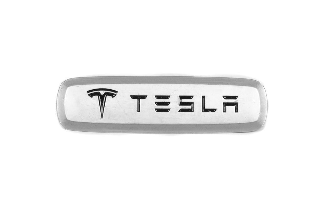 Шильдик для ковриков Digital Designs для Tesla алюминий 1 шт. Серый (125993)
