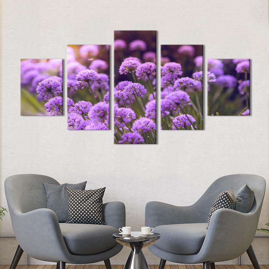 Картина на полотні Фіолетові квіти декоративної цибулі 112x54 см (958-52)