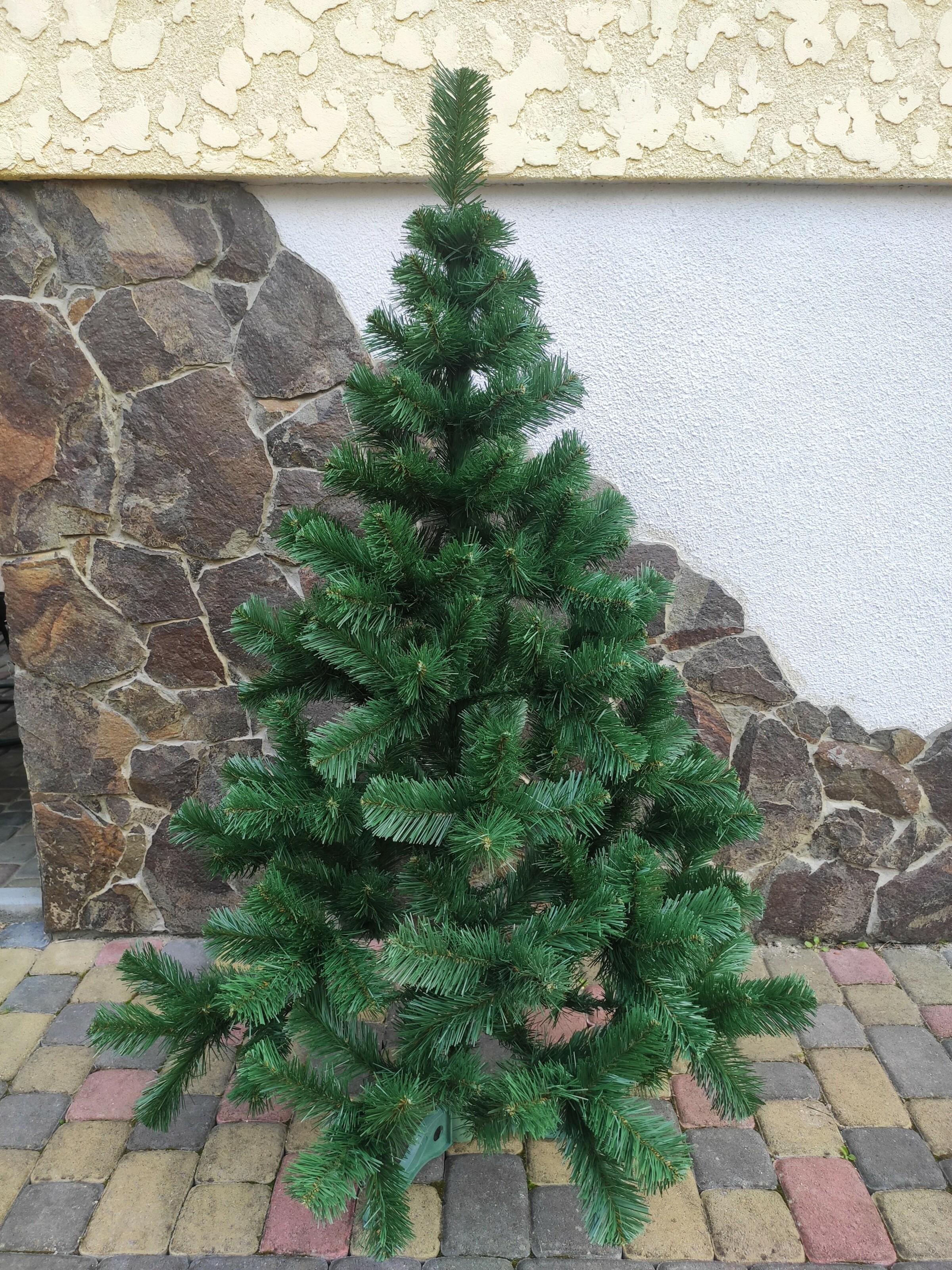 Ялинка штучна Хатинка Карпатська з підставкою 1,50 м Зелений (Карп-150) - фото 1