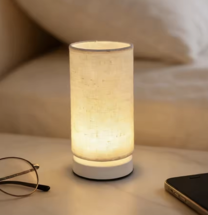 Настольная LED-лампа USB с белым абажуром Теплый Белый (36276124) Настольная LED-лампа USB с белым абажуром Теплый Белый (36276124)