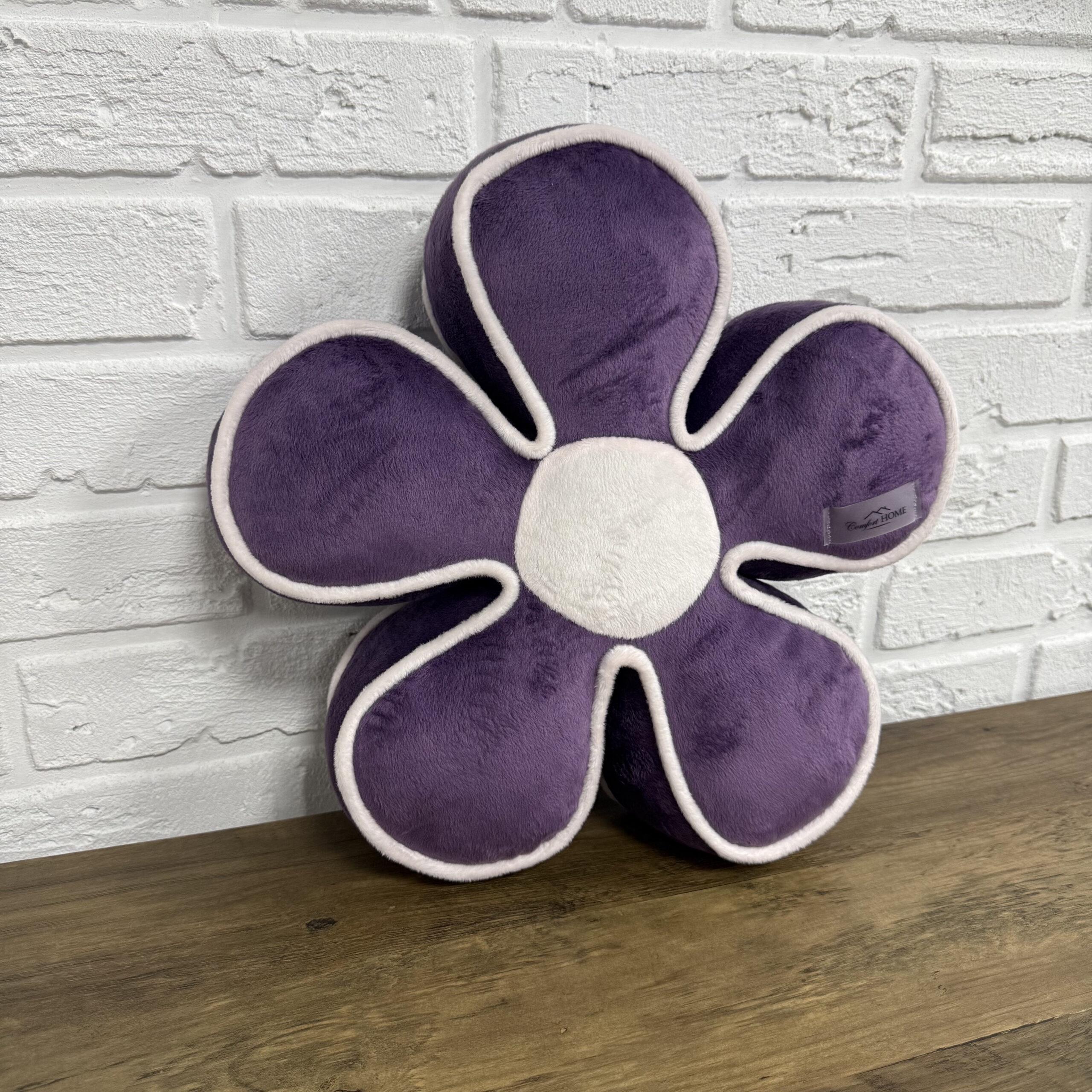 Подушка Comfort Home Цветочек плюшевая 35х35х10 см