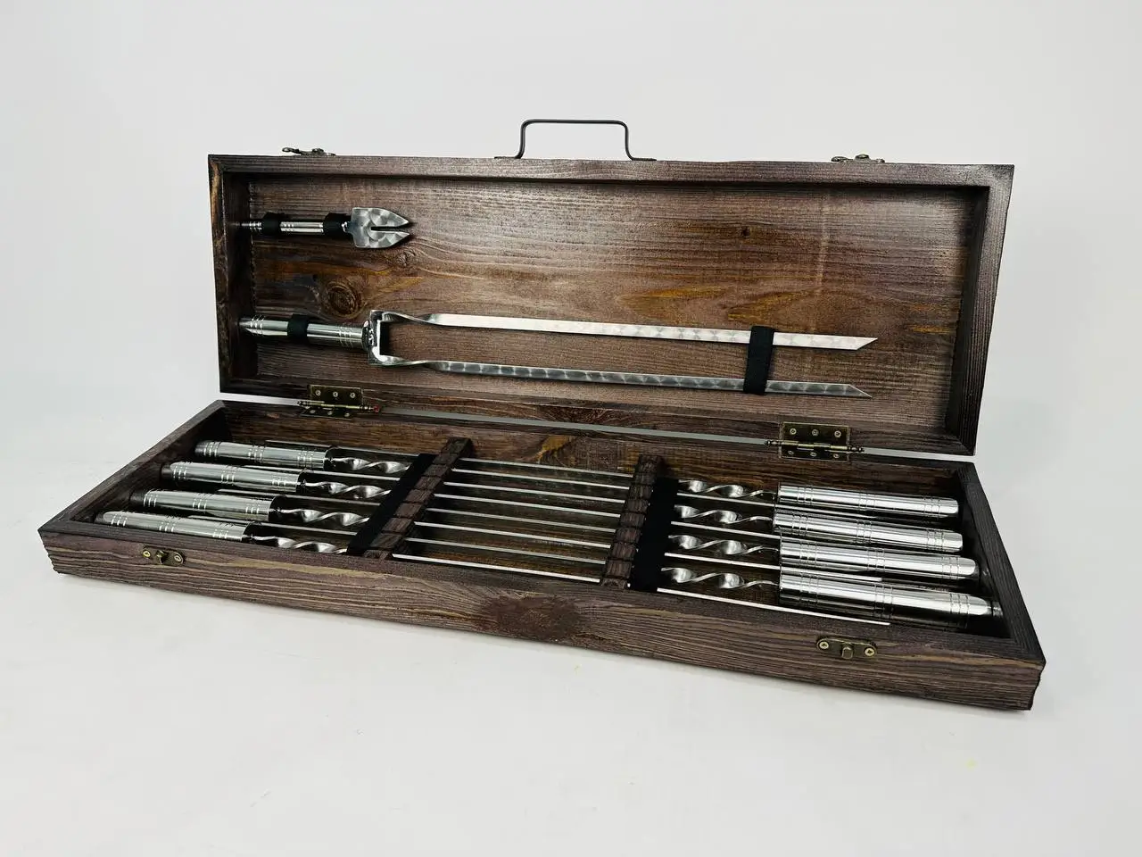 Набір шампурів у кейсі Срібло середній дерев'яний з нержавіючої сталі (2-10-KS-7611) - фото 6 Набір шампурів у кейсі Срібло середній дерев'яний з нержавіючої сталі (2-10-KS-7611) - фото 6