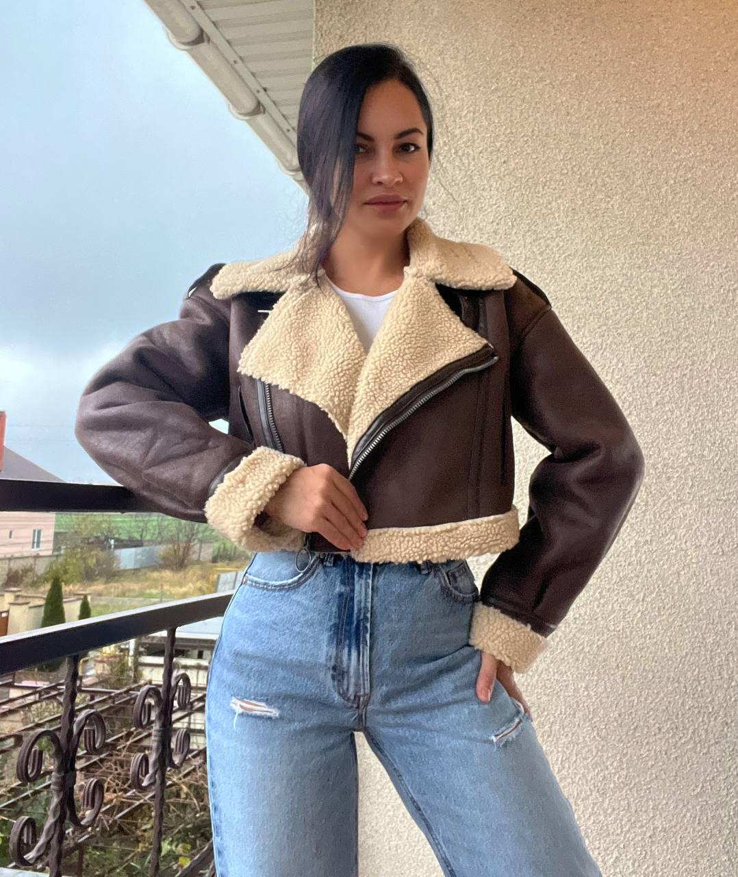 Дубленка женская Aftf Basic 2413 короткая косуха оверсайз на молнии с мехом экозамша L Коричневый (3131) - фото 7 Дубленка женская Aftf Basic 2413 короткая косуха оверсайз на молнии с мехом экозамша L Коричневый (3131) - фото 7