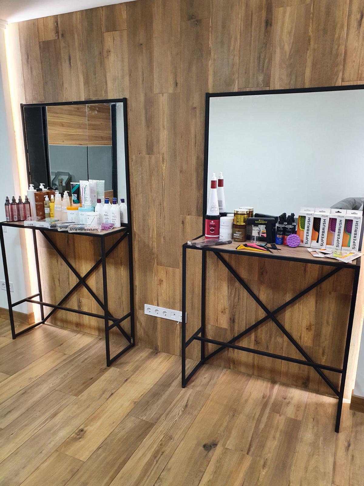 Стіл перукаря Kompred OL004/6 без ящика і без підсвічування 1000х350х1850 мм (2567439088) - фото 4 Стіл перукаря Kompred OL004/6 без ящика і без підсвічування 1000х350х1850 мм (2567439088) - фото 4