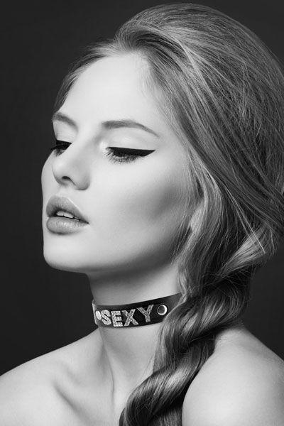 Чокер зі стразами Bijoux Pour Toi-Sexy з натуральної шкіри