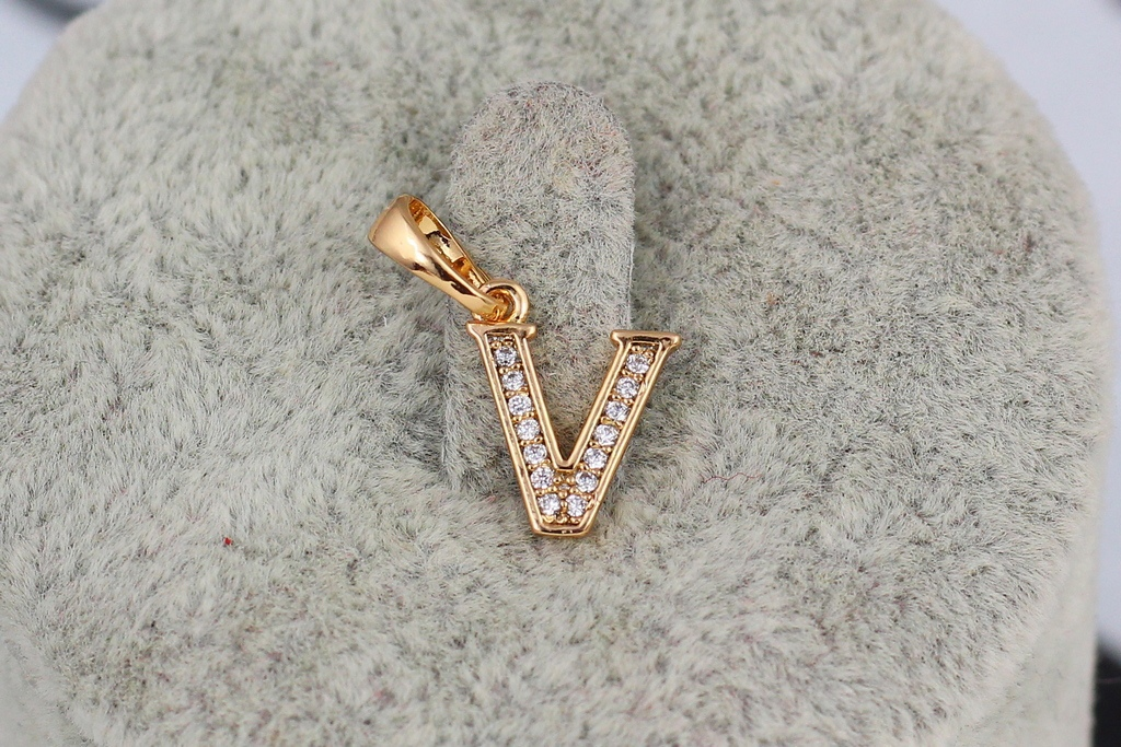 Кулон Xuping Jewelry Літера V 1,2 см Золотистий (2349046722)