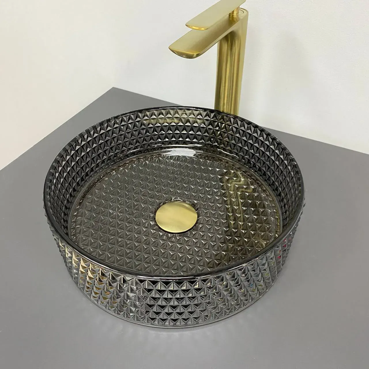 Умывальник накладной VBI SEPINO 350x350 мм Black (VBI-016301) - фото 2 Умывальник накладной VBI SEPINO 350x350 мм Black (VBI-016301) - фото 2