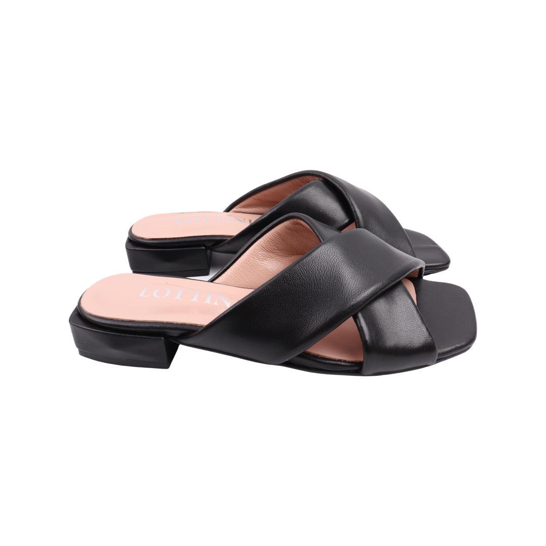 Шлепанцы женские Lottini из кожи р. 40 Черный (210-22LSHC)