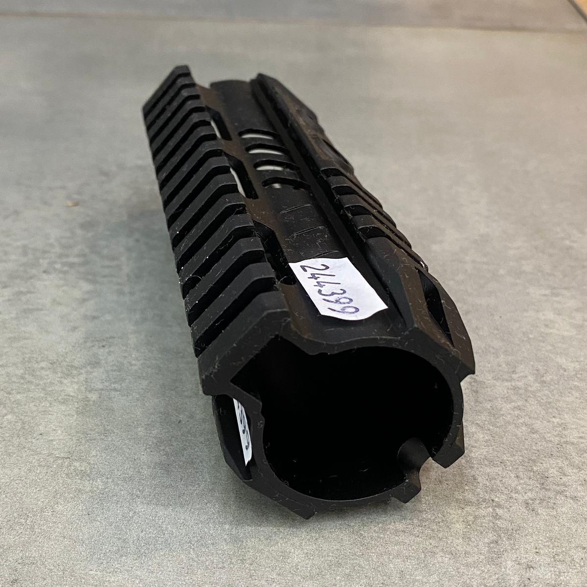 Цевье на AR-15 LD Turkish 14 см 4 рейки Picatinny Черный (244399) - фото 6 Цевье на AR-15 LD Turkish 14 см 4 рейки Picatinny Черный (244399) - фото 6