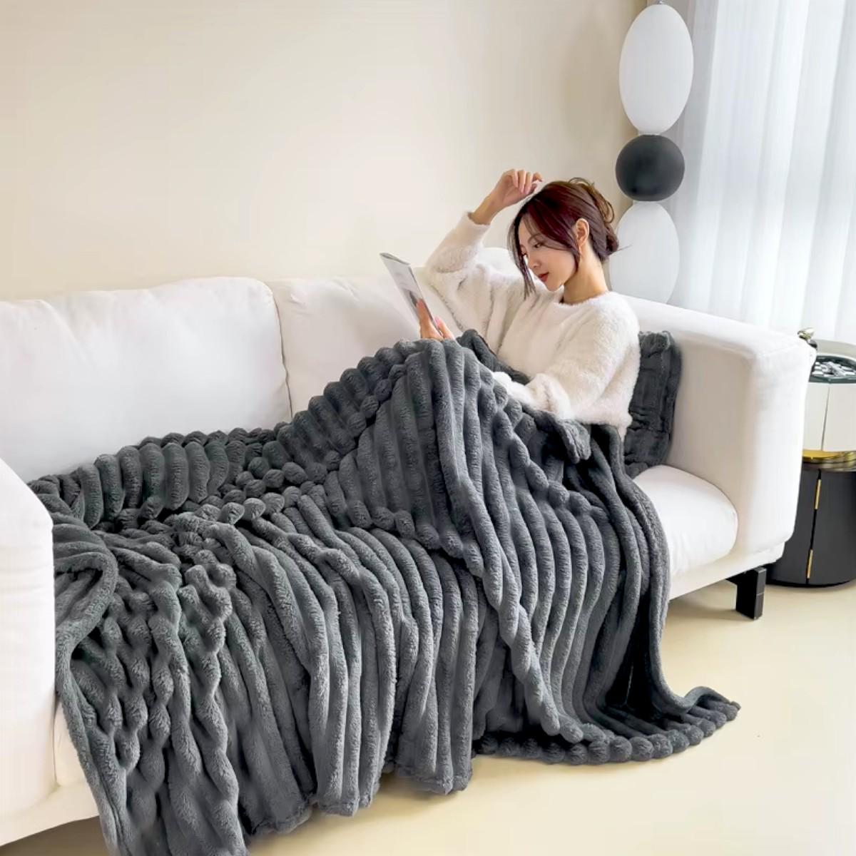 Плед Koloco Королівський шарпей Євро 7 см 200х220 см Темно-сірий (43240)