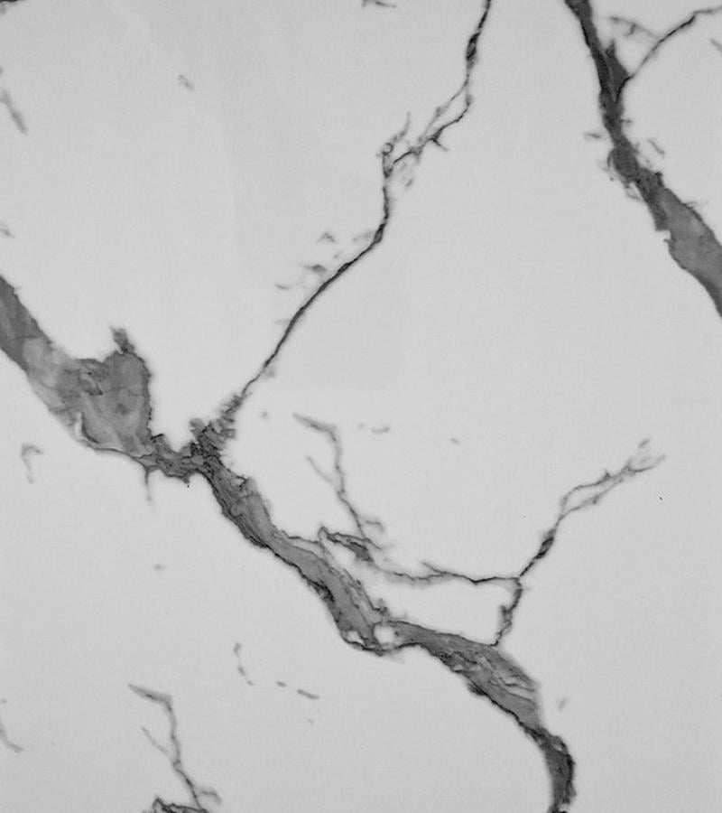 Декоративні самоклеючі панелі для стін мармур довгі широкі прожилки вініл 600х300х2 мм Білий (F029)