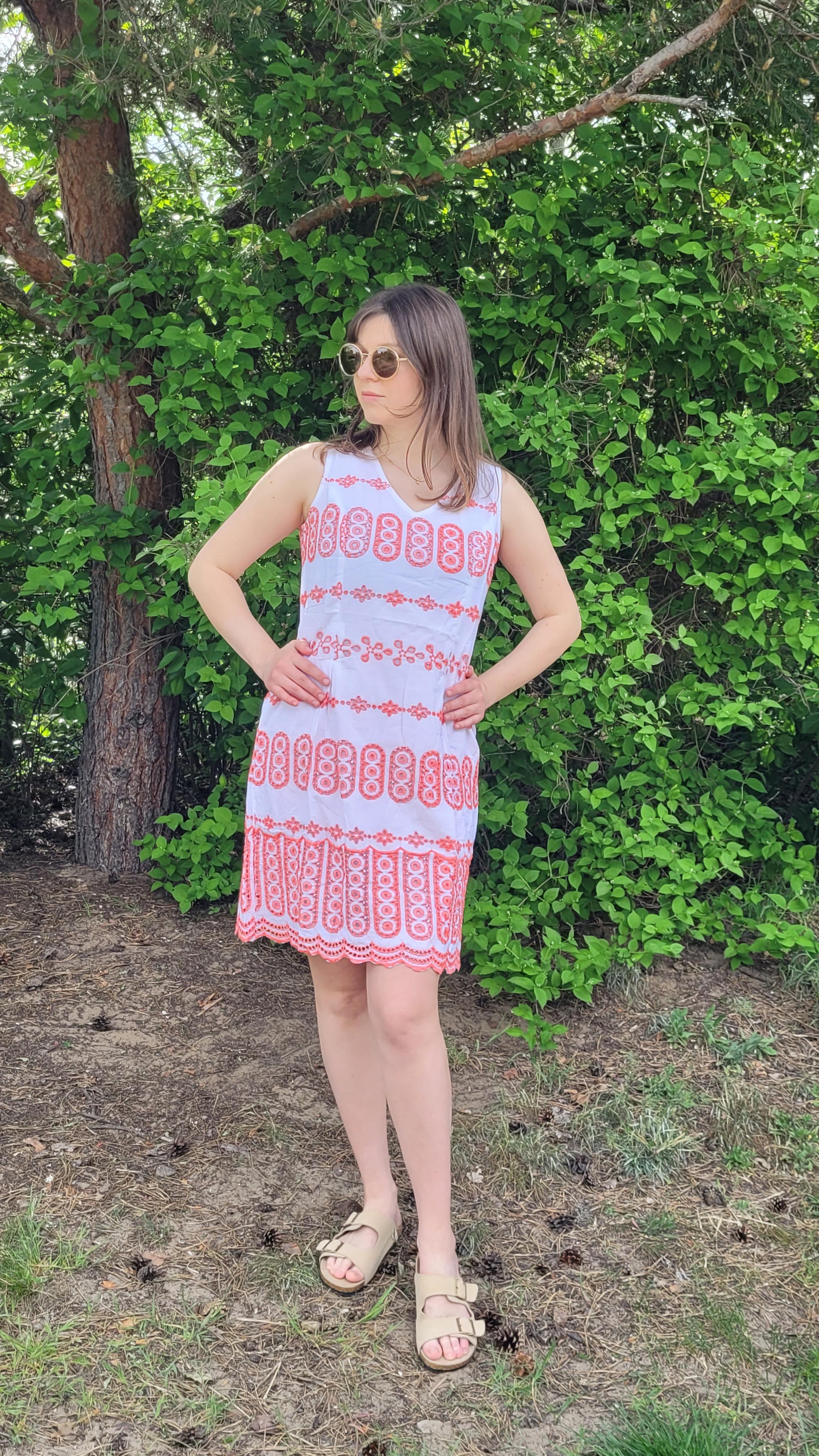 Платье-сарафан женское летнее XL Белый с красно-розовой вышивкой (01115/04)