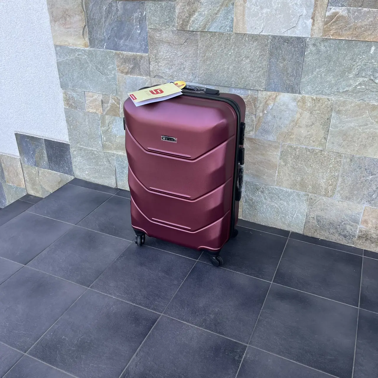 Валіза дорожня Bloom 1507 М 63 л Бордовий - фото 3 Валіза дорожня Bloom 1507 М 63 л Бордовий - фото 3