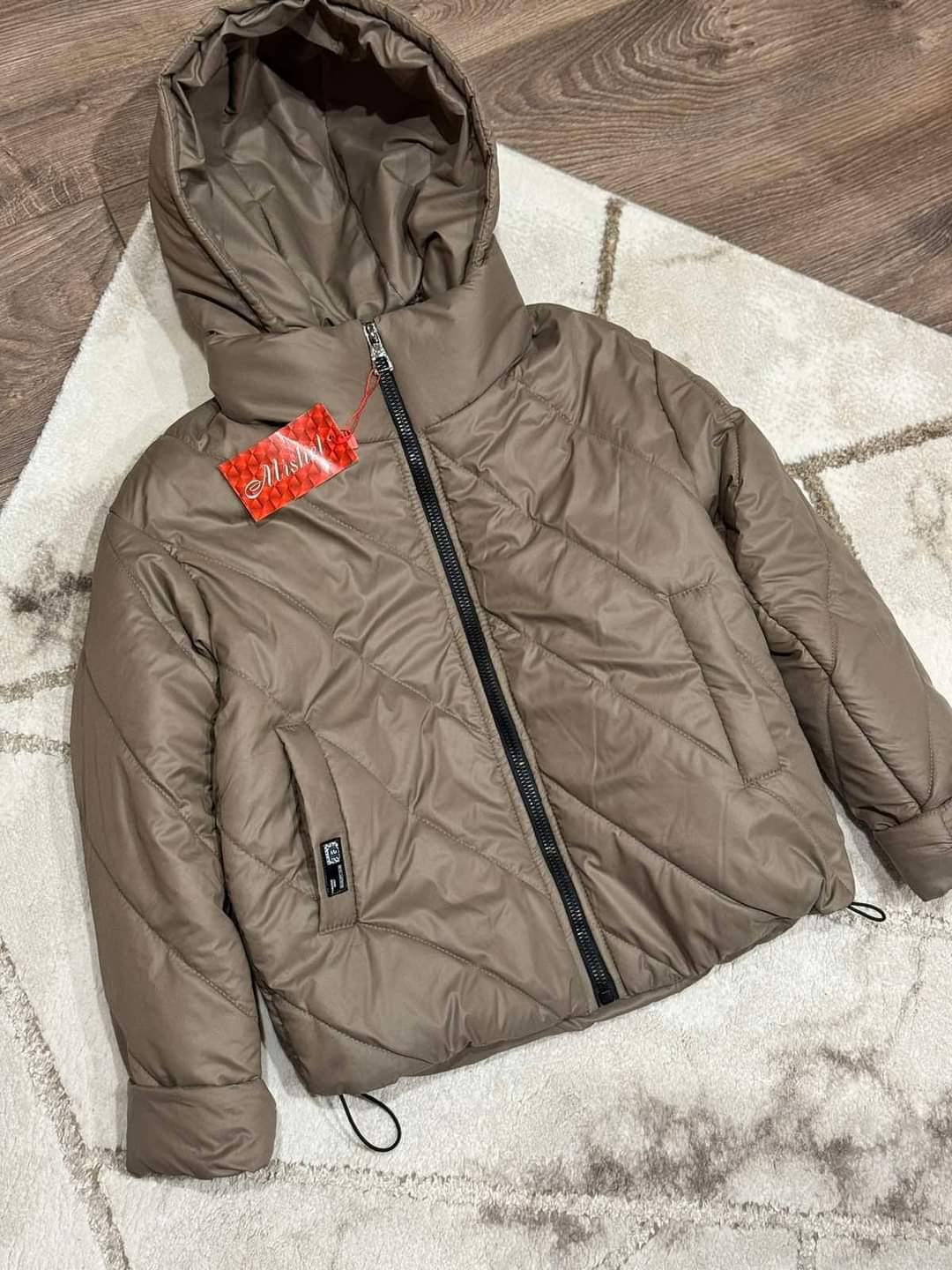 Куртка демисезонная для девочки весна/осень 164 см Шоколадный