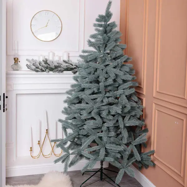 Штучні ялинки LUGI