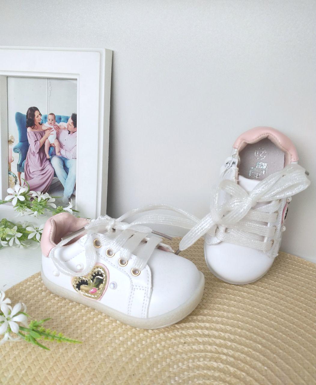 Черевички для дівчинки Jong Golf 262 р. 23 14,5 см Темно-білий (262) Черевички для дівчинки Jong Golf 262 р. 23 14,5 см Темно-білий (262)