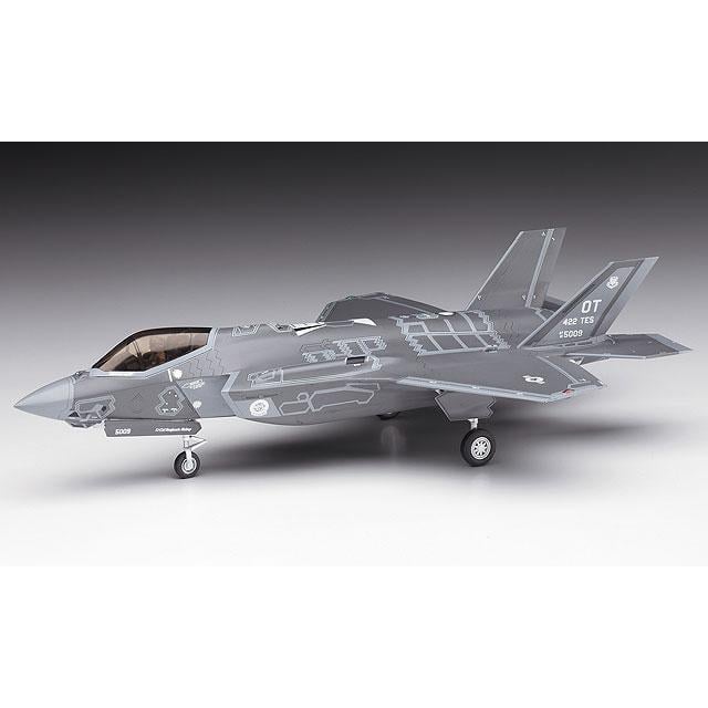 Сборная модель самолета HASEGAWA 01572 F-35A LIGHTNING II