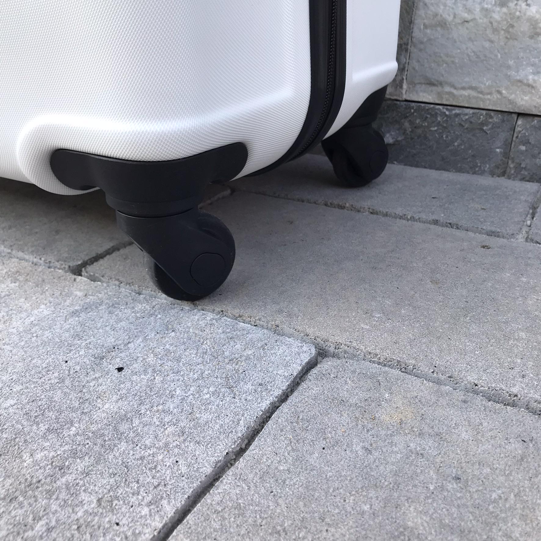 Валіза дорожня Wings 147 з полікарбонату L 75х48х30 см Кремовий (10820074) - фото 5 Валіза дорожня Wings 147 з полікарбонату L 75х48х30 см Кремовий (10820074) - фото 5