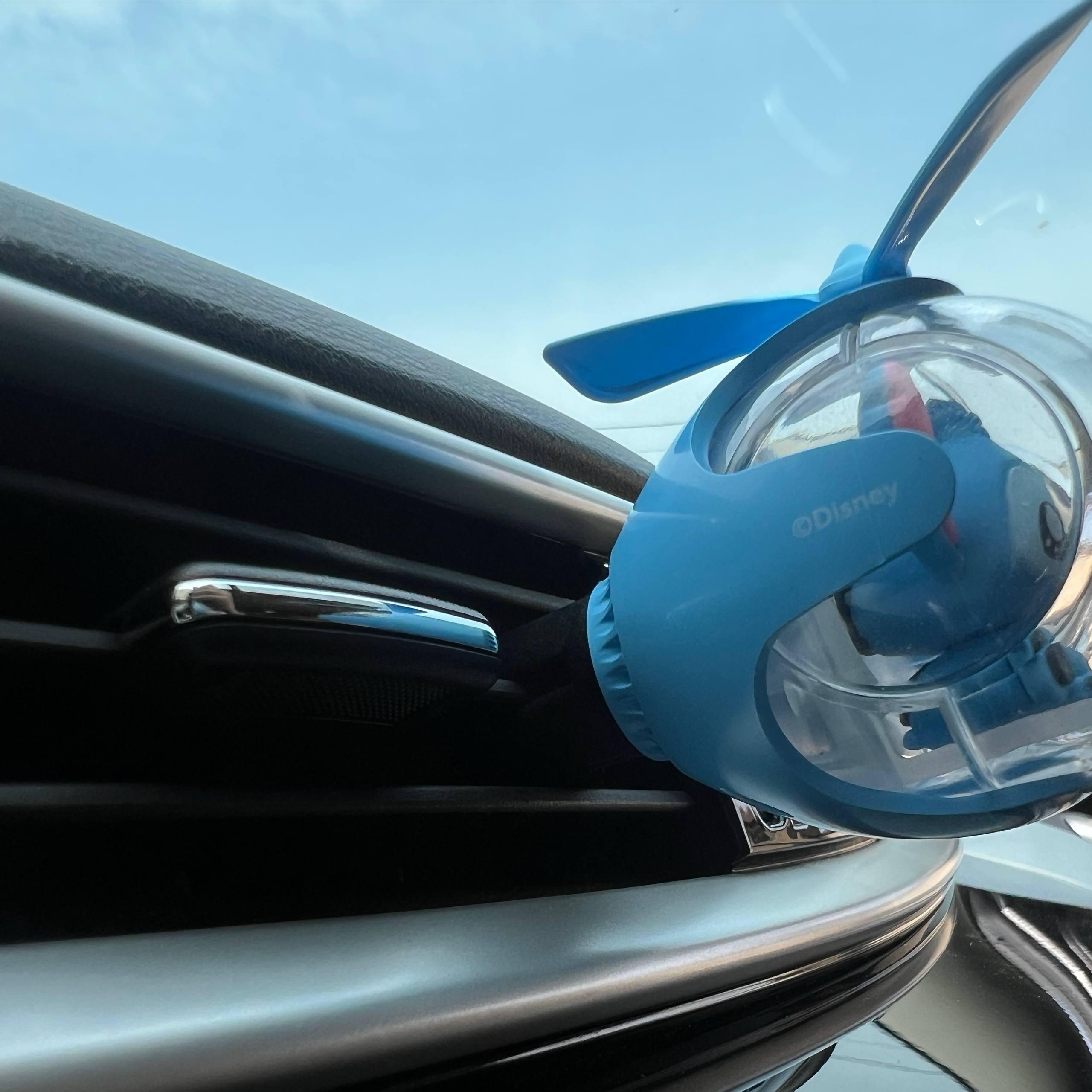 Ароматизатор для авто Stitch Pilot с подсветкой и вращающимся пропеллером - фото 5 Ароматизатор для авто Stitch Pilot с подсветкой и вращающимся пропеллером - фото 5