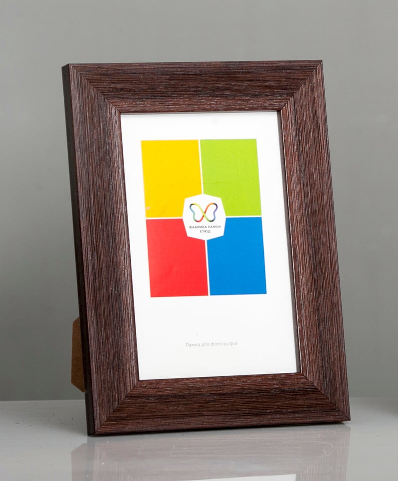 Фоторамка пластиковая 15х20 А5 со стеклом Темно-коричневое дерево (Багет 2712-46)