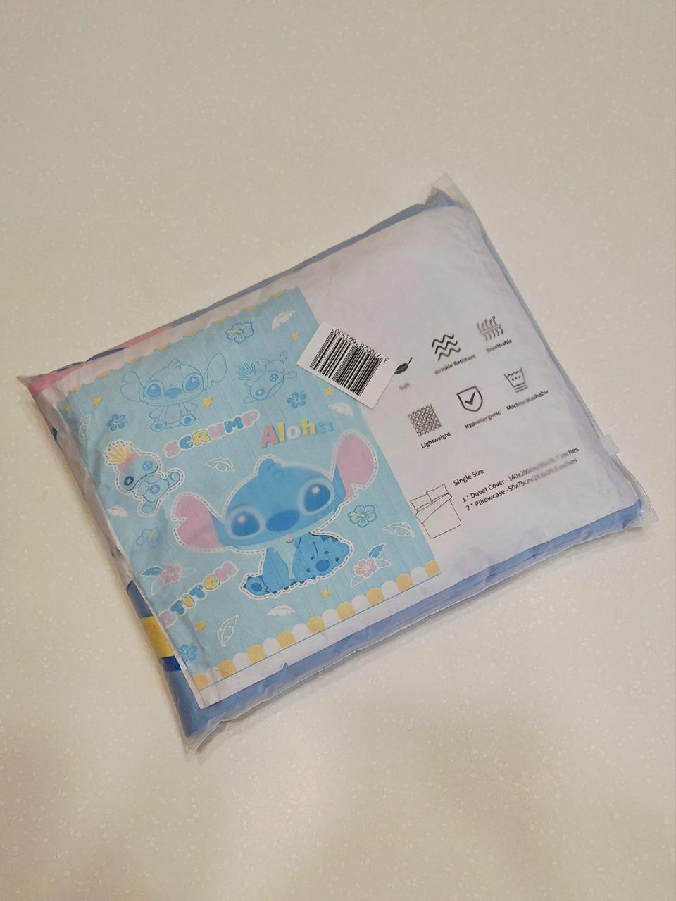 Підковдра двостороння Ліло та Стіч 140х200 см та 2 наволочки 50х70 см Блакитний (1333) Підковдра двостороння Ліло та Стіч 140х200 см та 2 наволочки 50х70 см Блакитний (1333)