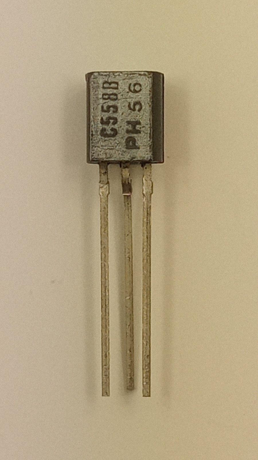 Транзистор BC558B (02650) Транзистор BC558B (02650)