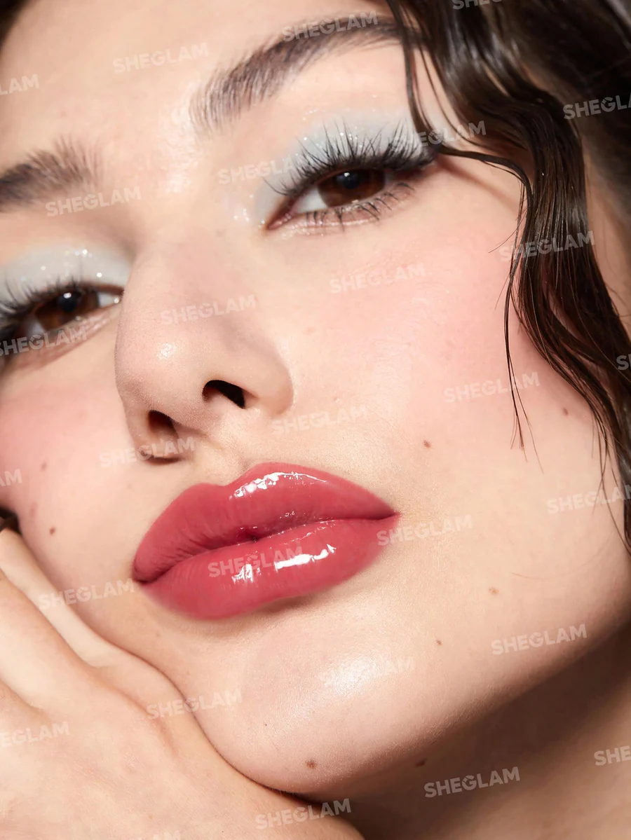 Блеск для губ твердый First Crush, 2 г (14987792) - фото 2