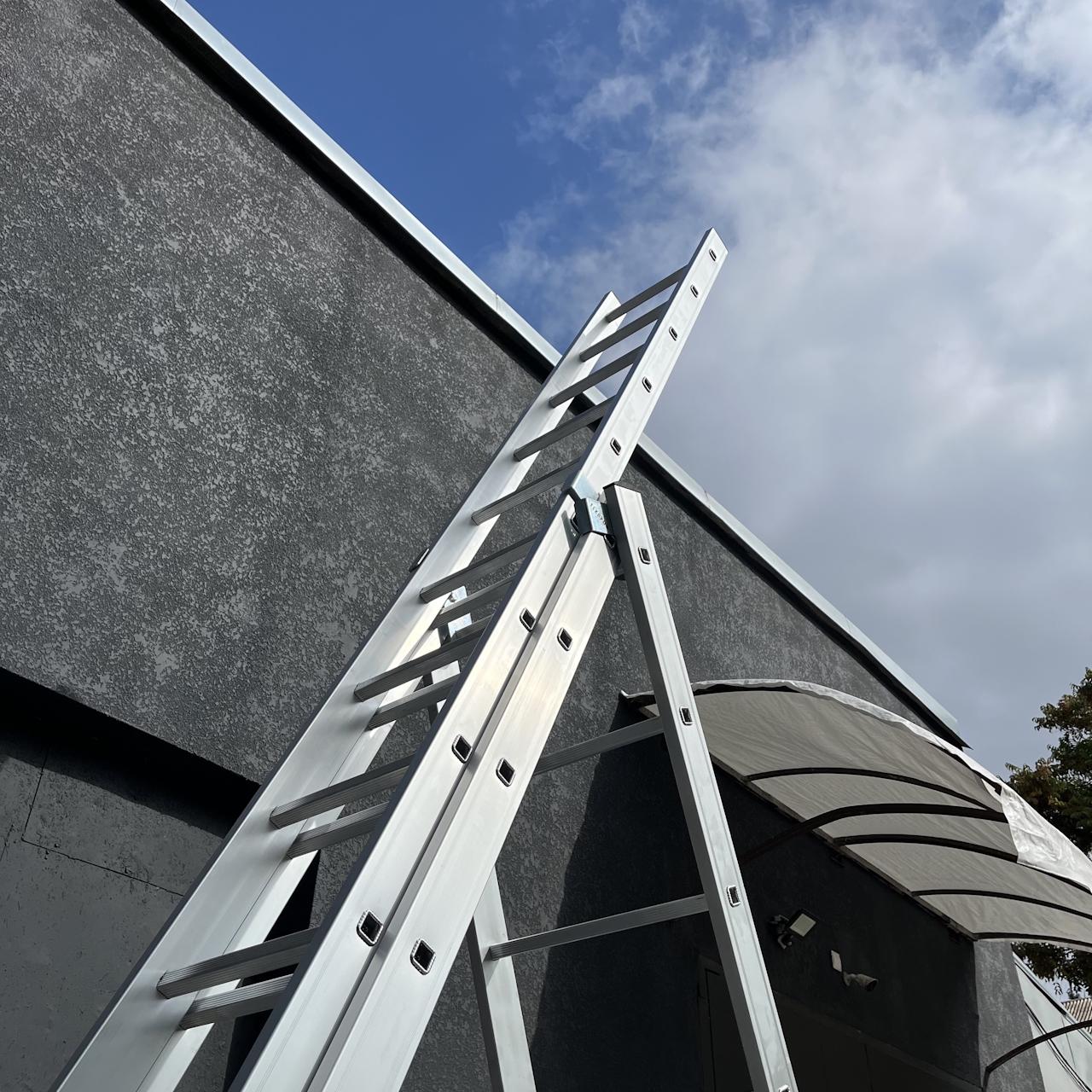 Лестница алюминиевая трехсекционная Техпром Ultra 3х13/9,3 м (10313) - фото 3