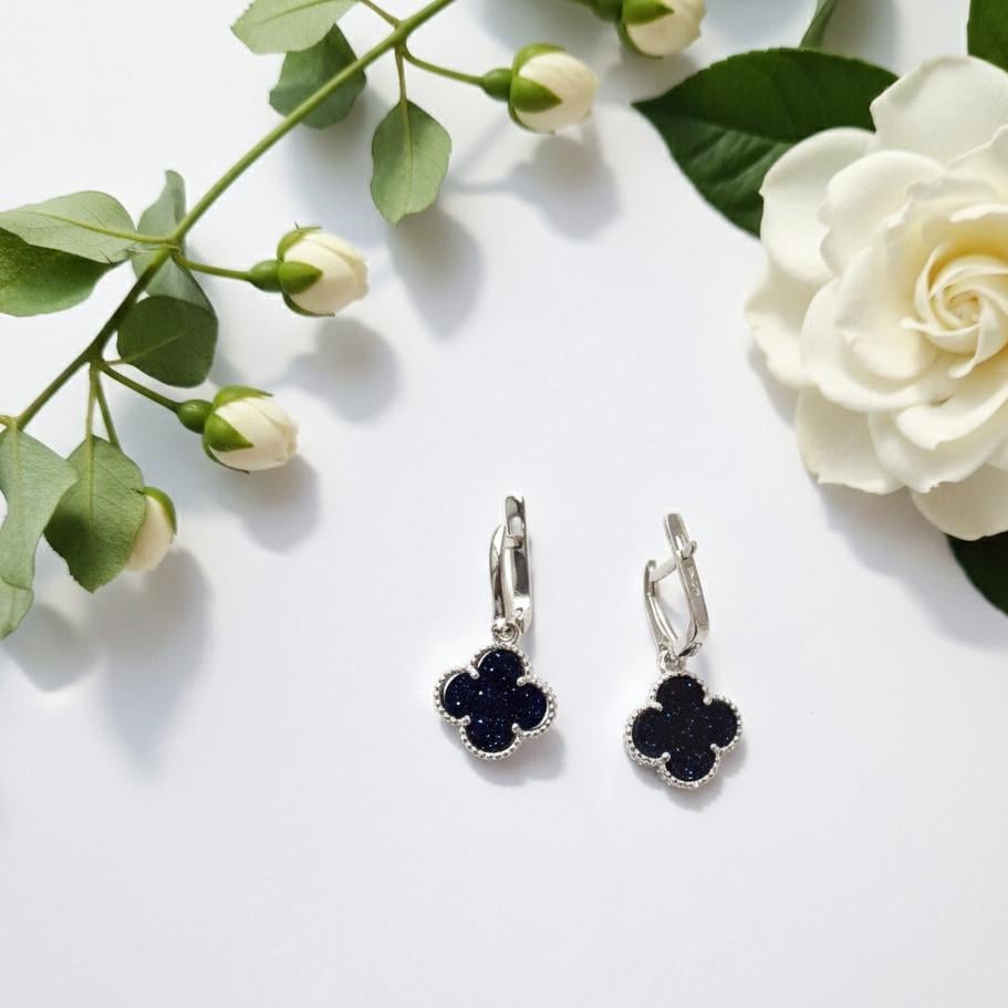 Серьги с подвеской клевер с авантюрином серебро 925 пробы родированное 4,51 г (2949г)