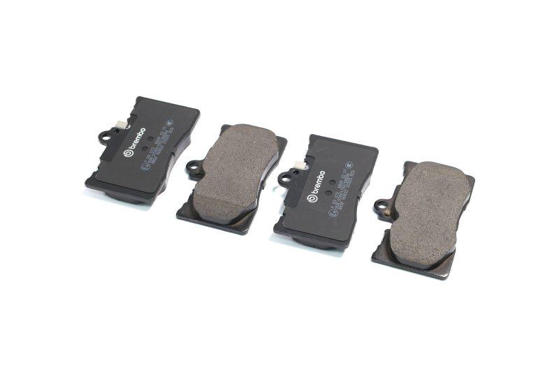 Гальмівні колодки дискові BREMBO Lexus GS передні (P83072)