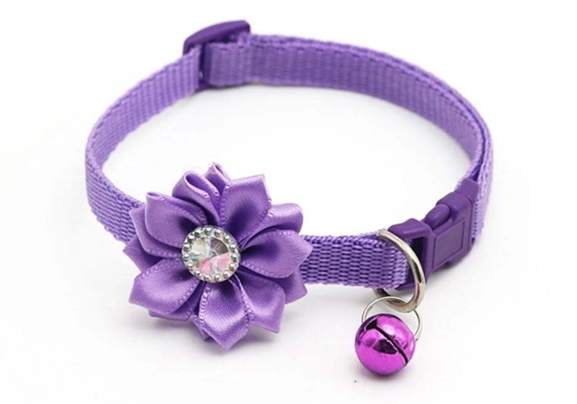 Нашийник для собак та котів Flower 19-32 см Purple