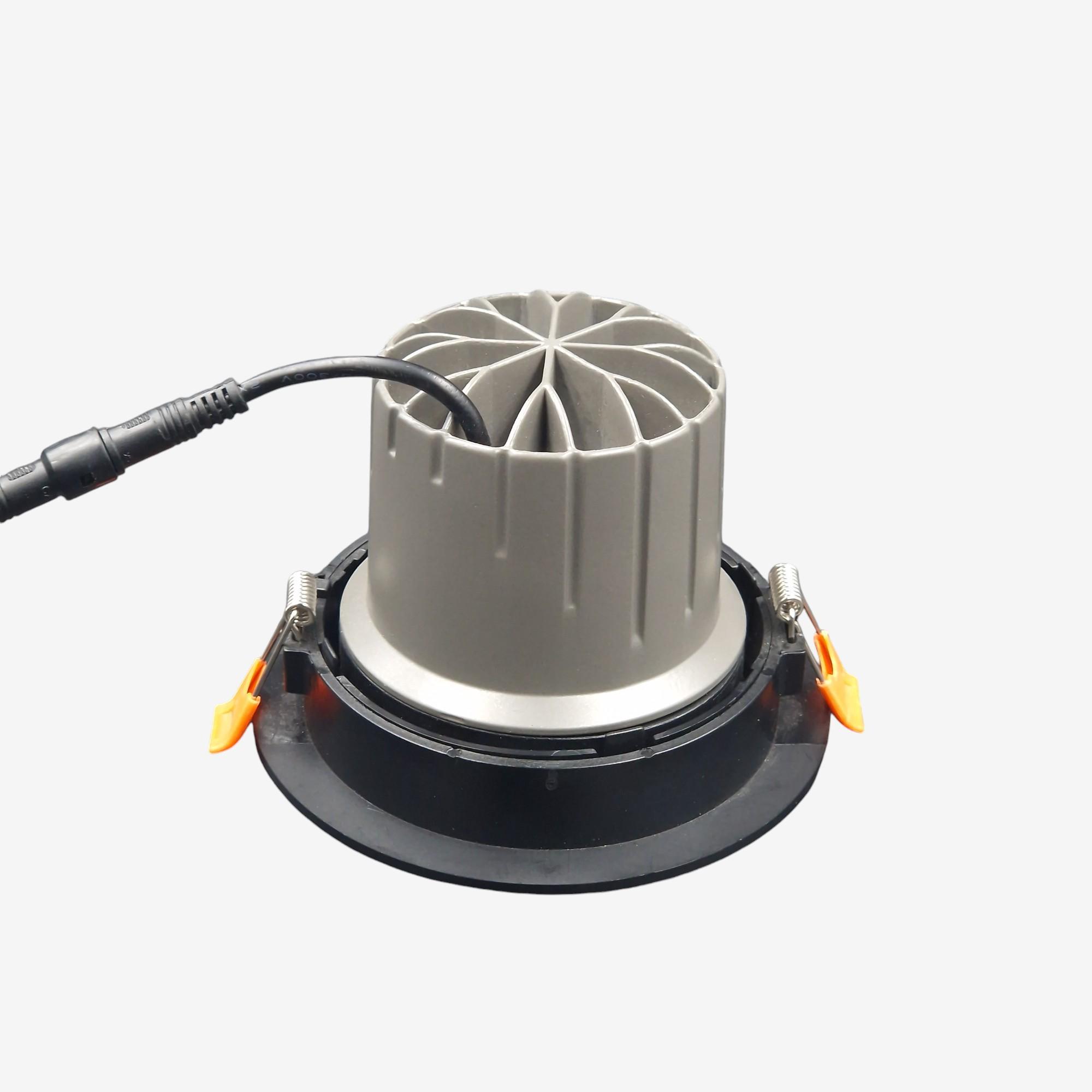 Светильник точечный врезной Light Club 12 Вт 5000 К Черный (WL-320-12-5-BK-R) - фото 5 Светильник точечный врезной Light Club 12 Вт 5000 К Черный (WL-320-12-5-BK-R) - фото 5