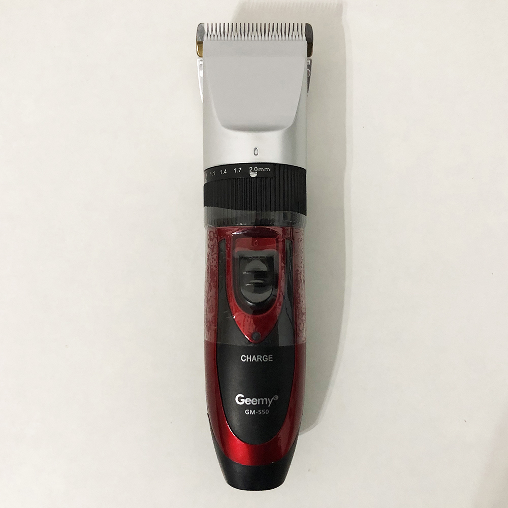 Машинка для стрижки волос GEMEI GM-550 с двумя аккумуляторами - фото 4 Машинка для стрижки волос GEMEI GM-550 с двумя аккумуляторами - фото 4