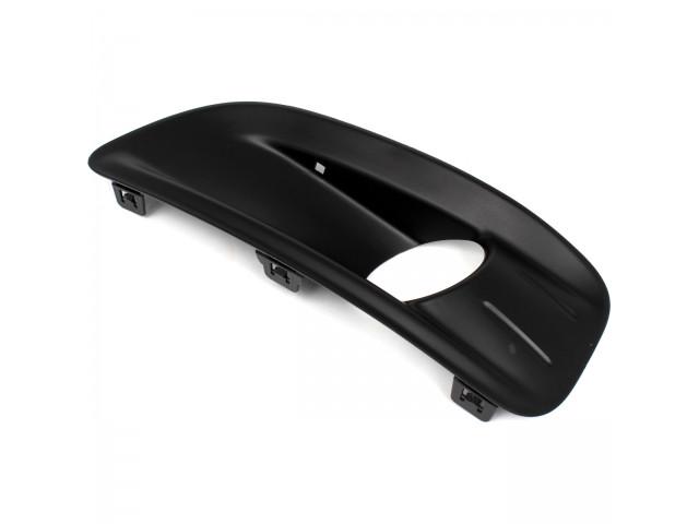 Решітка бампера AVTM Citroen C4 10 - ліва з отворами для противотуманок 2036 911