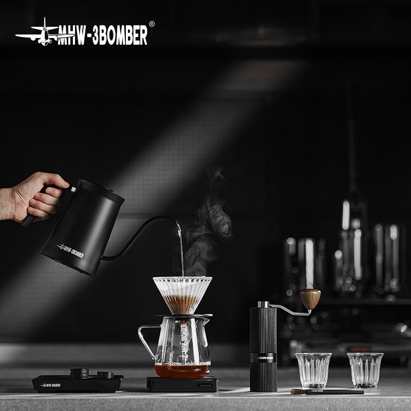 Подарунковий набір бариста MHW-3BOMBER Assassin M1 Drip Coffee Set 9в1 Чорний (CS7006B-OS) - фото 5 Подарунковий набір бариста MHW-3BOMBER Assassin M1 Drip Coffee Set 9в1 Чорний (CS7006B-OS) - фото 5