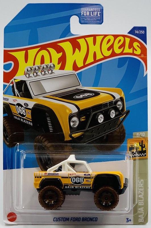 Игрушечная машинка Hot Wheels Custom Ford Bronco 2022 Baja Blazers №074 Dollar General Exclusive (HCY45)