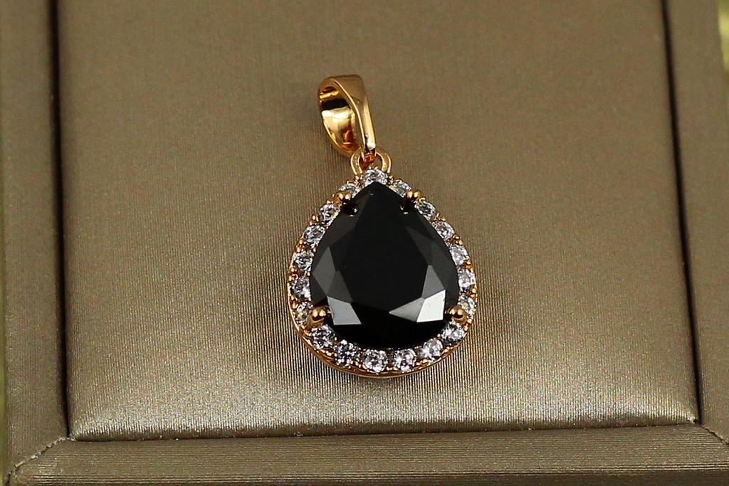 Кулон Xuping Jewelry капля с черным фианитом в ободке 1,7 см Золотистый (2629124683) - фото 2 Кулон Xuping Jewelry капля с черным фианитом в ободке 1,7 см Золотистый (2629124683) - фото 2