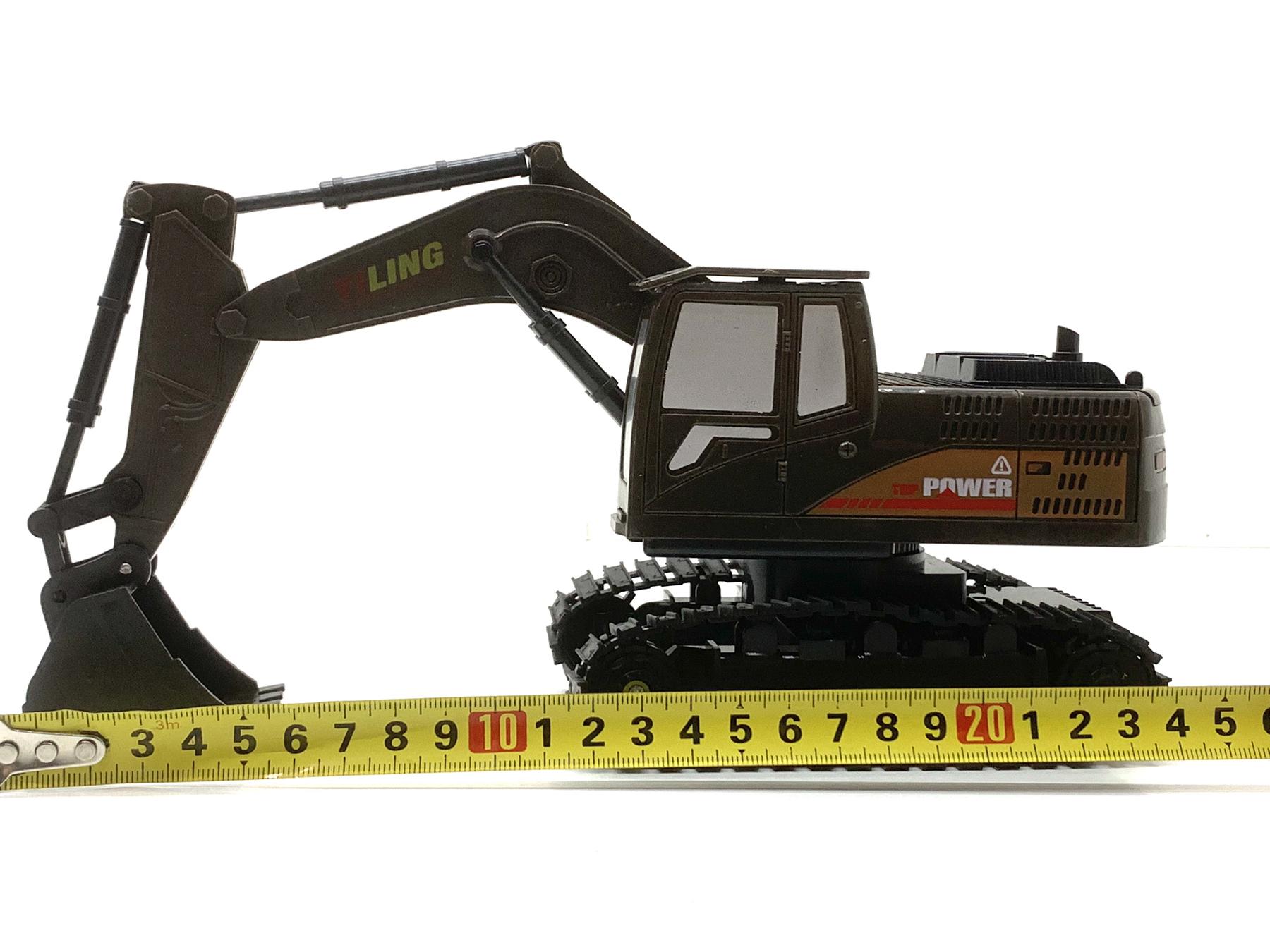Екскаватор гусеничний A-Toys на радіокеруванні з рухомим ковшем 26 см Чорний (163-E8216A) - фото 4 Екскаватор гусеничний A-Toys на радіокеруванні з рухомим ковшем 26 см Чорний (163-E8216A) - фото 4