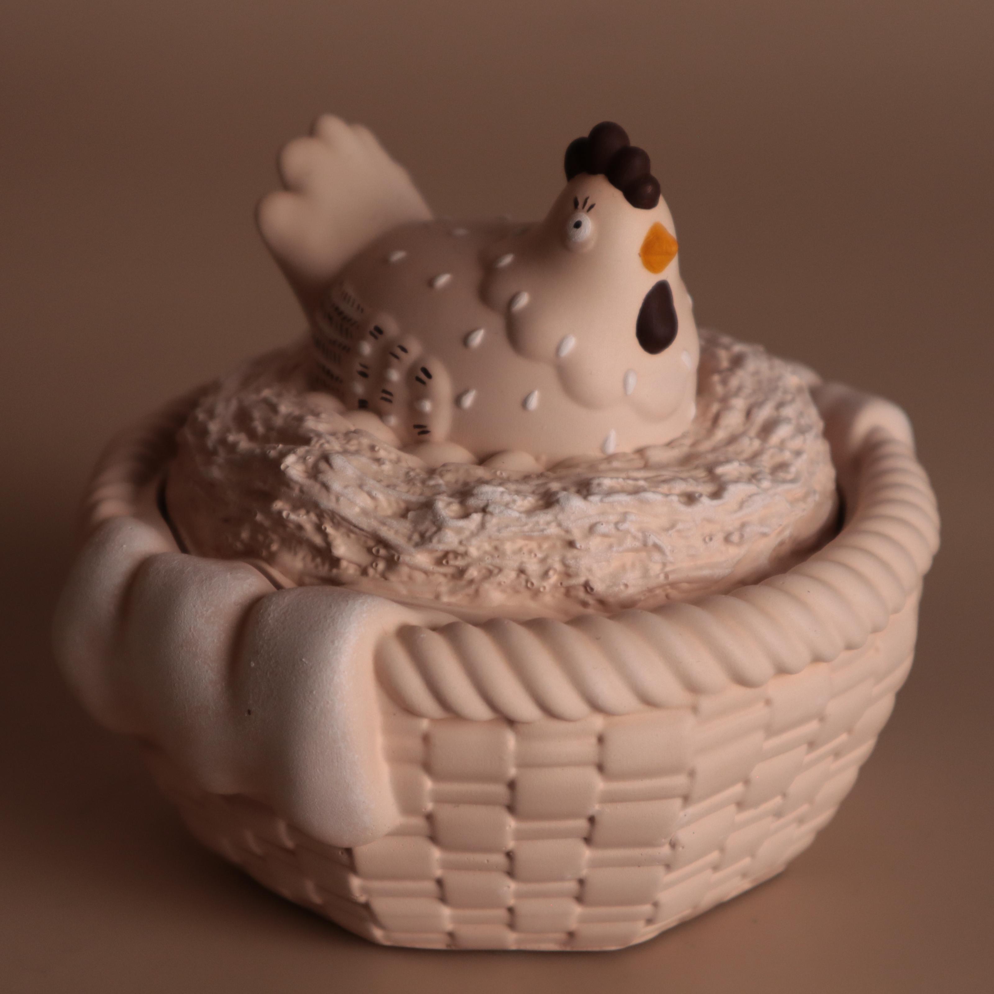 Аромасвічка соєва Wax Harmony Ваніль у гіпсовому кашпо Кошик з Курочкою Бежевий (1000111)