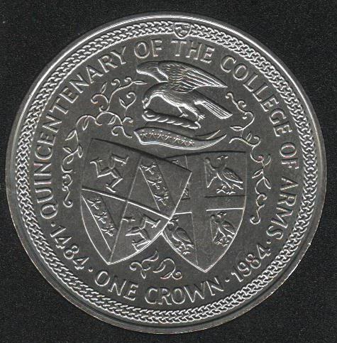 Коллекционная монета Остров Мэн 1 крона 1984 500 лет Геральдической палате UNC Разновидность 2 (KM#123)